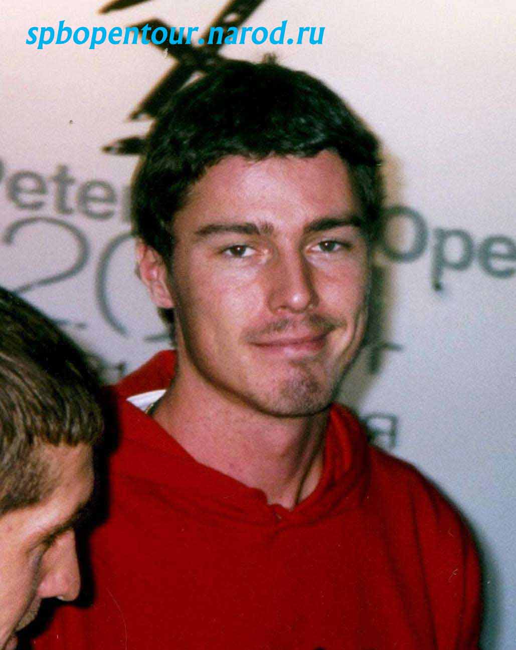 Safin in red